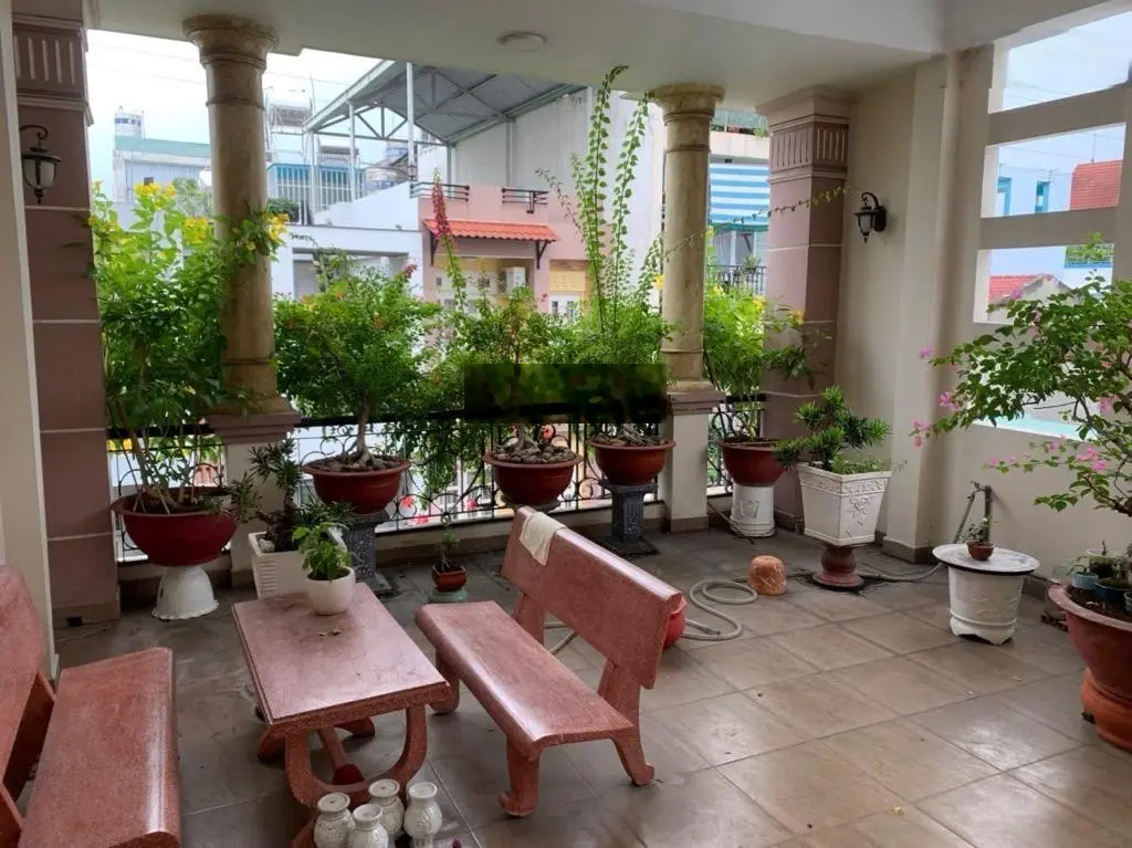 Gấp bán nhà 5*23m, khu đồng bộ Tân Sơn Nhì, nhà rộng thênh thang, hơn 15 tỷ