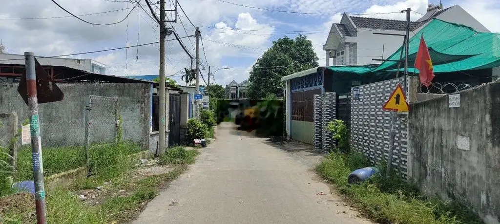 02 lô đất thổ cư DT 5 x 22m MT đường tân hiệp 19 gần chợ tân hiệp HM