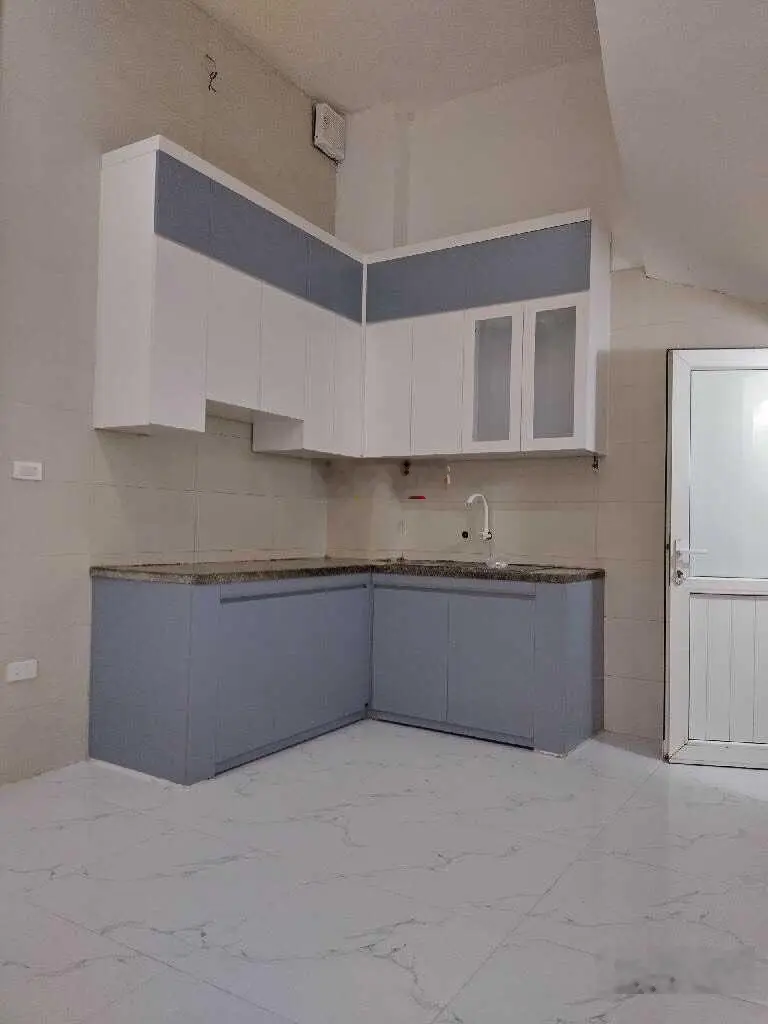 BẤN NHÀ ĐẸP 5 TẦNG CẠNH SVĐ MỸ ĐÌNH DÂN TRí CAO AN NINH TỐT, GIÁ 5 TỶ