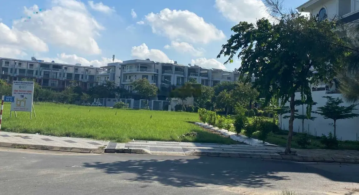 Bỏ ra 2tỷ sở hữu ngay 1 nền vị trí đẹp KDC Dương Hồng Bình Chánh, sổ sẵn, XDTD, KDC sầm uất