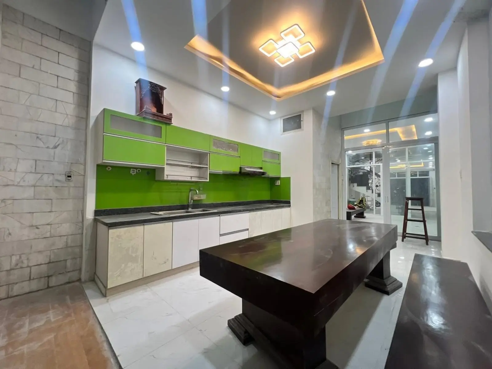 Bán nhà mặt tiền đường Kênh 19/5B chính chủ