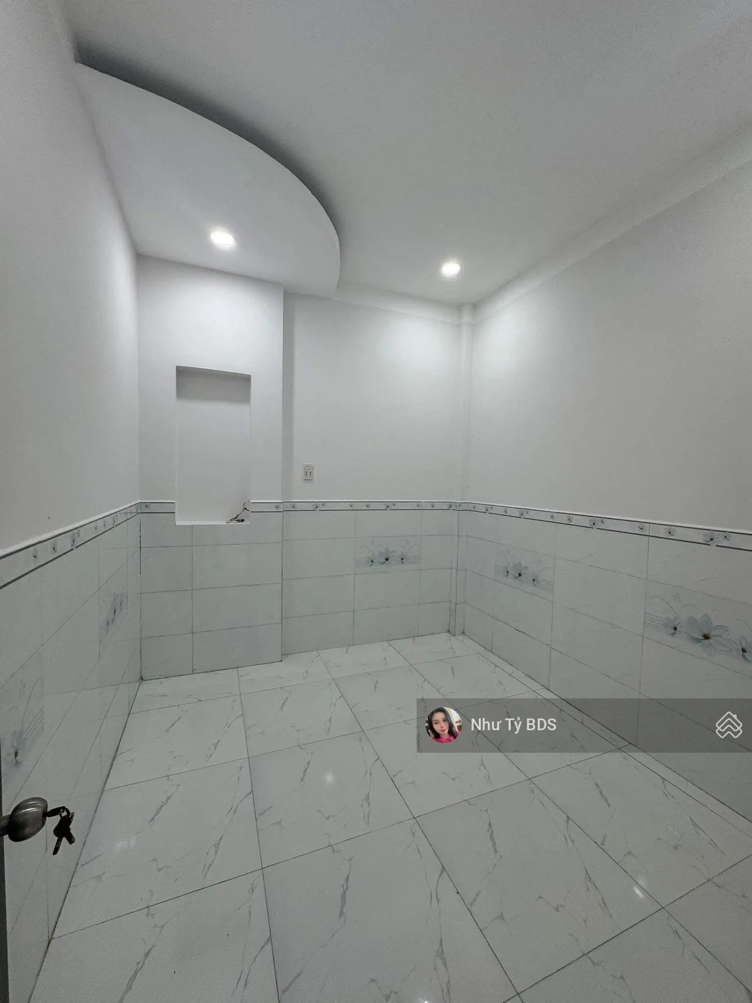 Nhà 1 trệt 1 lầu 3pn 2wc Ấp Mới 1 Mỹ Hạnh Nam giá chỉ 690tr