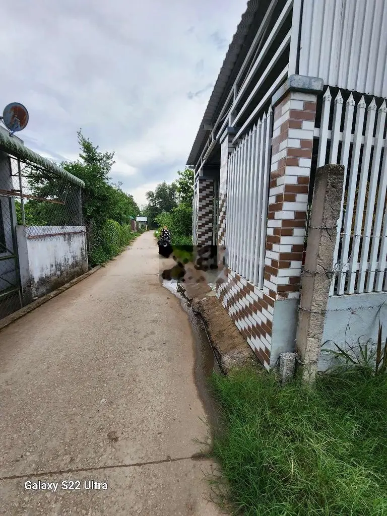 Bán nhà mới xây dựng p9 Nguyễn Chí Thanh Trà Vinh