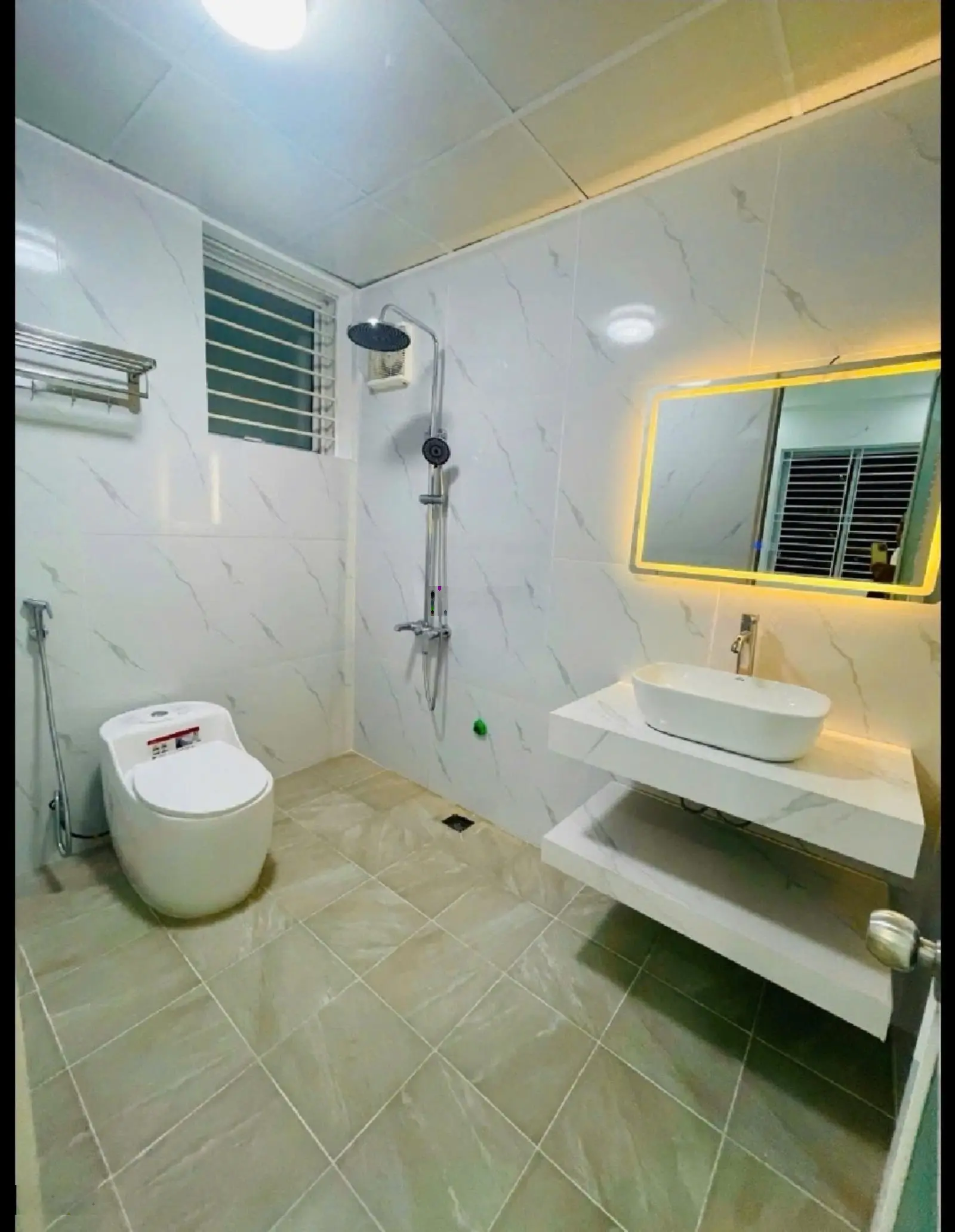 Cực hiếm ! c.h thành phố giao lưu - 76m - 2pn - vị trí đắc địa - nt đẹp - ở ngay