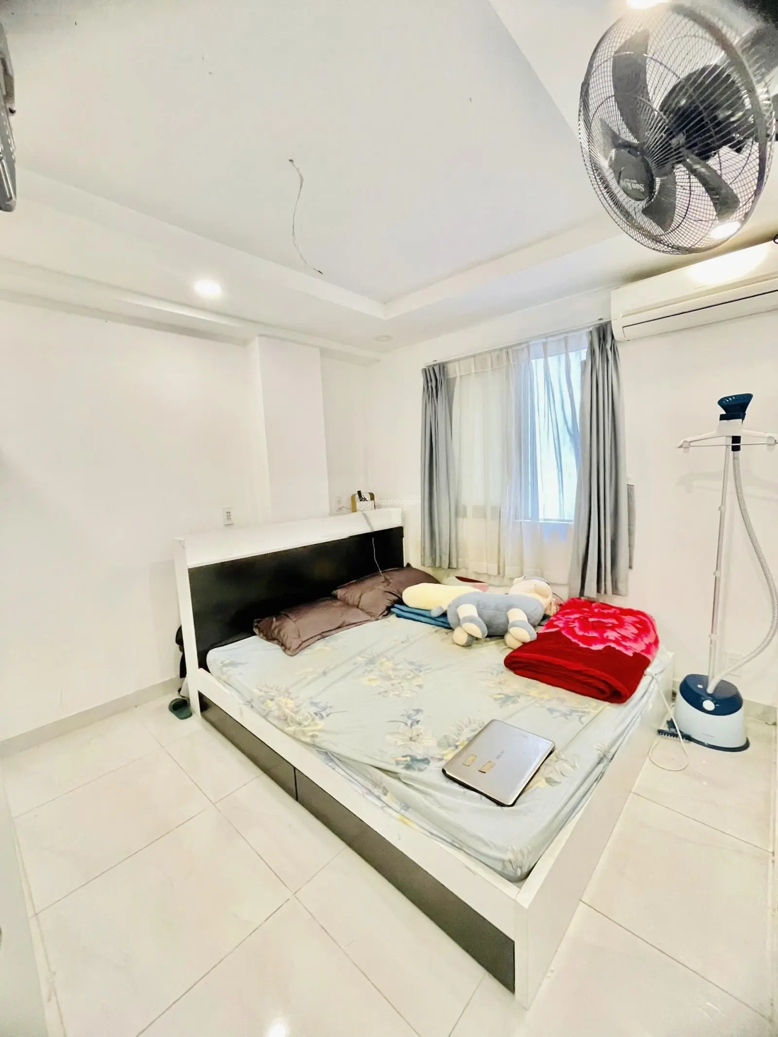 Bán nhà biệt thự phường 17, Quận Bình Thạnh, DT: 8 x 18m, nở hậu đẹp, giá: 28 tỷ