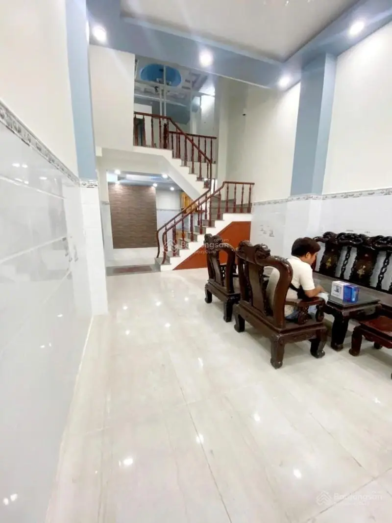 Bán căn hộ dịch vụ - Mới tinh - 7PN full công năng - dòng tiền ổn định 23tr/tháng