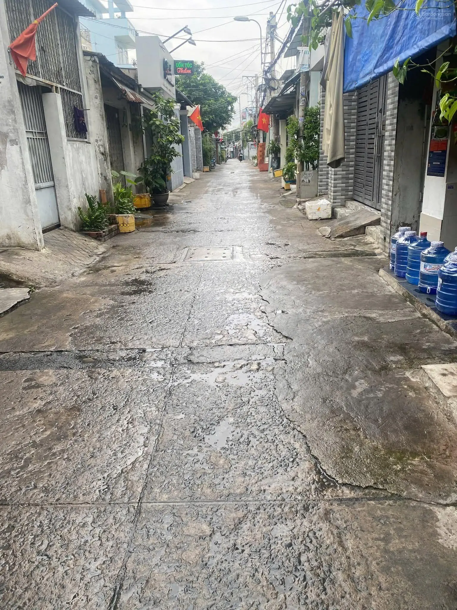 Bán NR Nguyễn Văn Quá, 3,55 tỷ, 50m2, 3PN, 2WC, 2 tầng, pháp lý đầy đủ