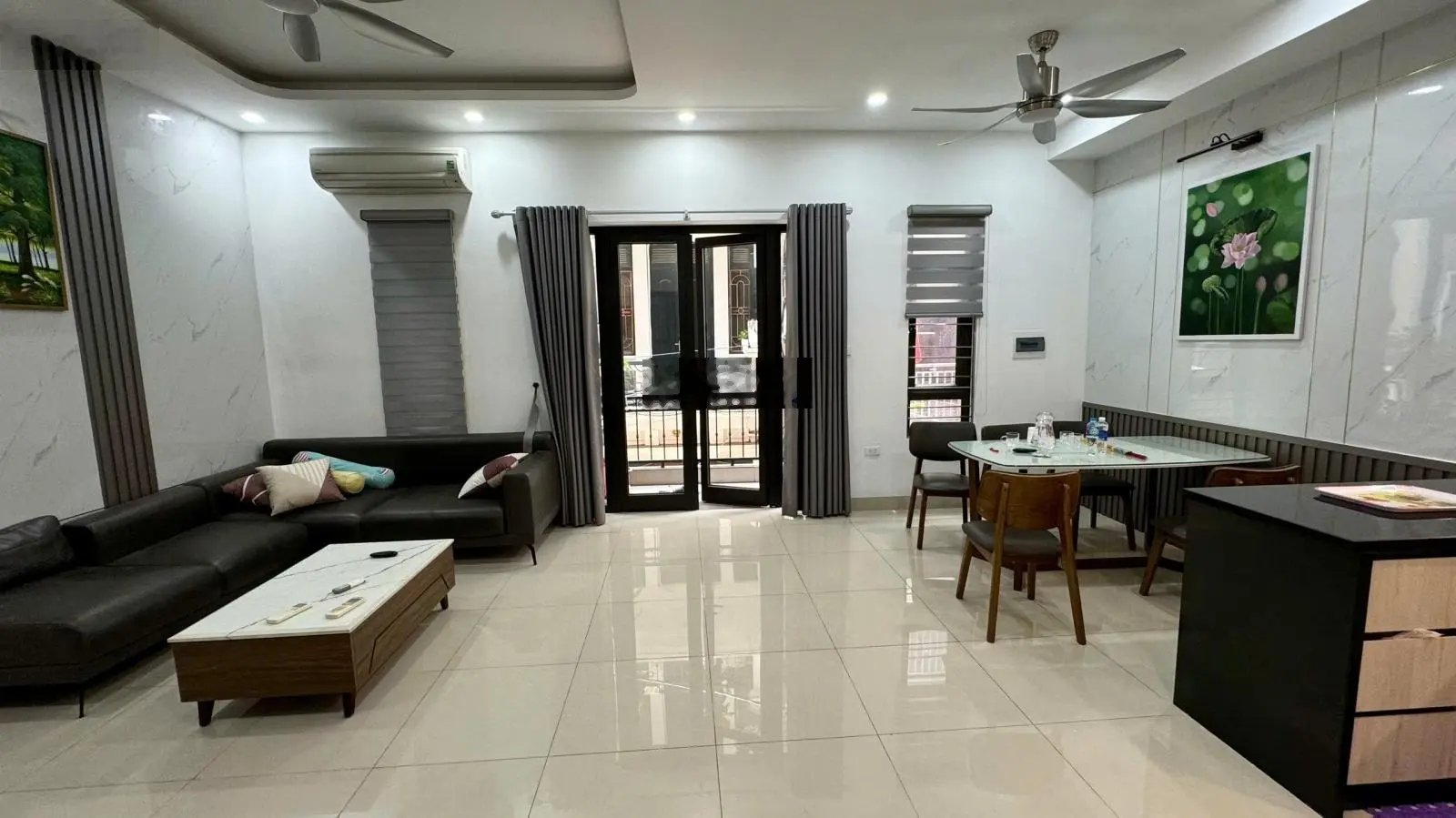 Bán nhà phố Phạm Tuấn Tài 66m2 nhỉnh 19 tỷ, vỉa hè, gara ô tô, gần phố, văn phòng