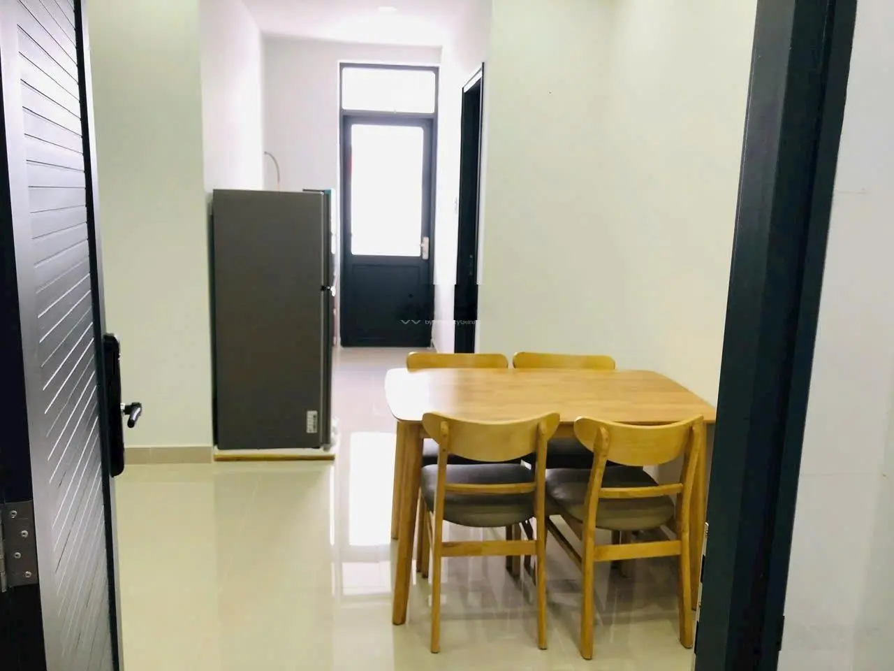 Bán căn góc Vĩnh Điềm Trung, đang cho thuê 45 tr/tháng full nội thất, sổ đỏ công chứng ngay