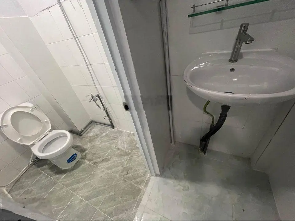 Nhà 1 lầu (5x10m), ngay cuối Lê Đình Cẩn, Bình Tân. Hẻm xe hơi 4m. Giá 2,38 tỷ