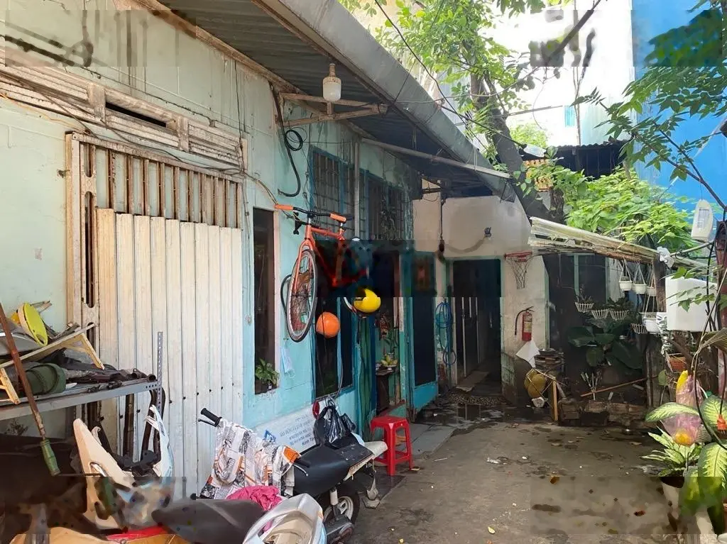 Bao đầu tư, đất, nhà cấp 4 diện tích lớn, nhỉnh 50tr/m2, tiện phân lô, xây mới CHDV