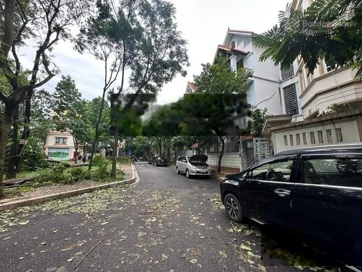 Bán biệt thự Mỹ Đình 2 diện tích 130 m ,180 m , 200 m , 220 m đẹp nhất mới nhất giá rẻ.