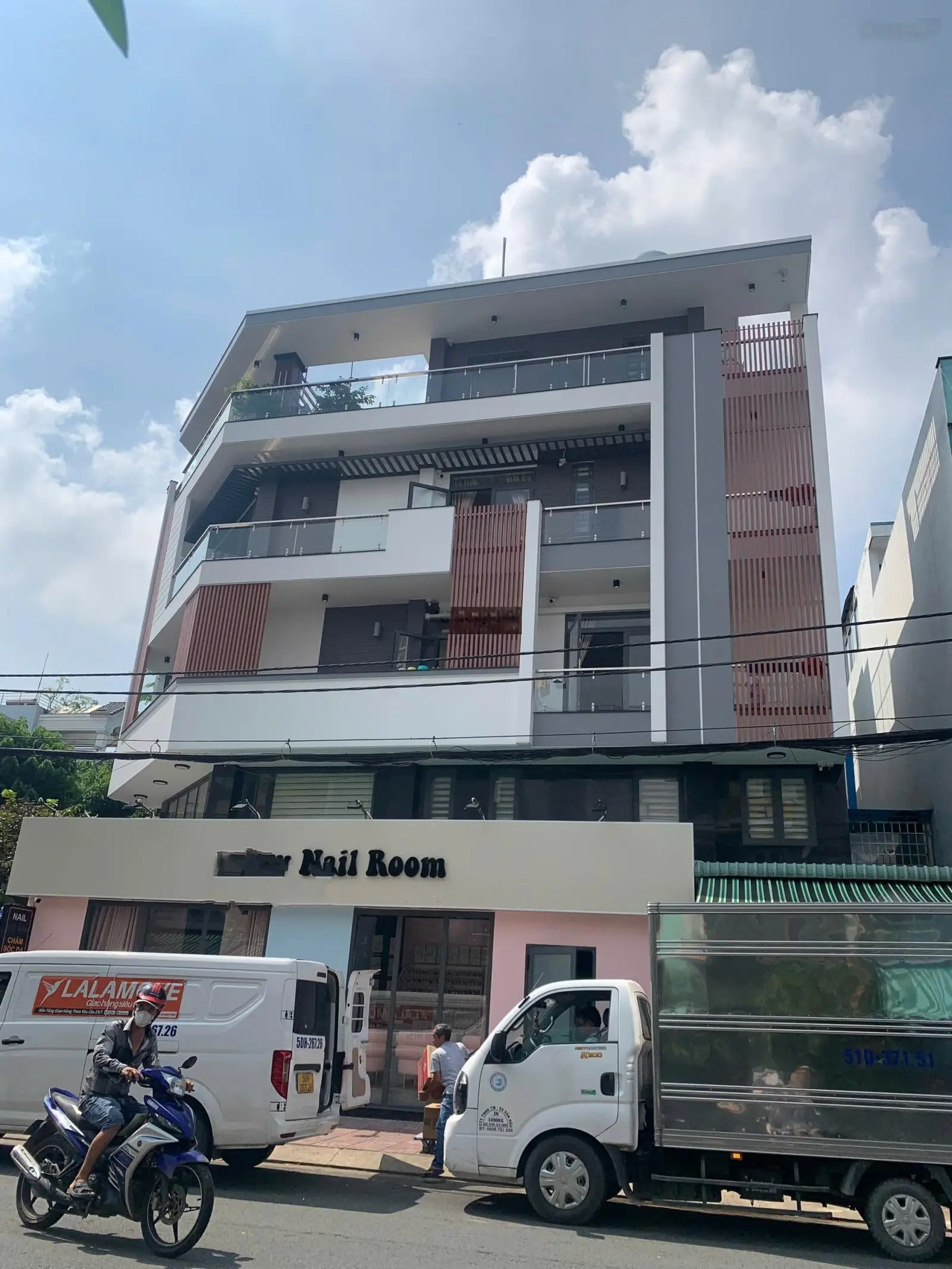 Bán nhà mặt tiền kinh doanh khu biệt thự - Villa Hà Đô Centrosa, kinh doanh vip, Q10. Giảm 1,2 tỷ