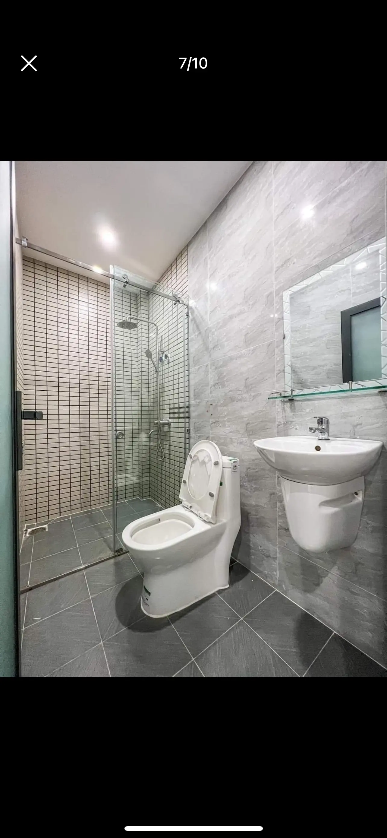 Bán gấp nhà hẻm xe hơi gần Landmark Nguyễn Hữu Cảnh, Phường 22, Bình Thạnh. Giá 3,99 tỷ. 0906 806 ***