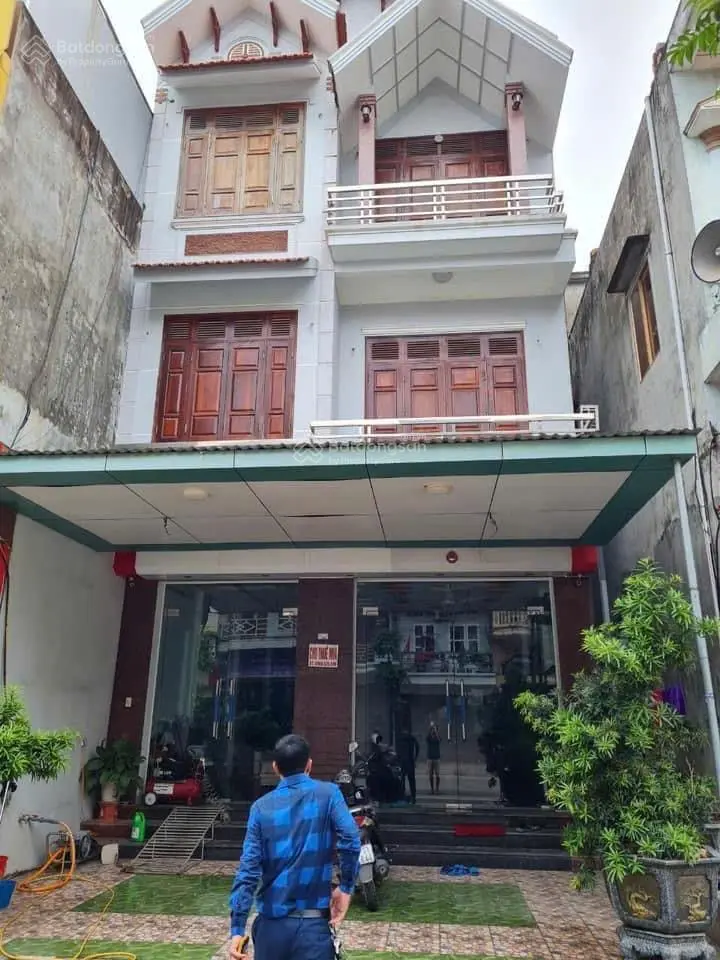 Giá sốc chỉ 9,2 tỷ - có ngay căn nhà mặt tiền 6,5m ngay sát chợ Cái Dăm, Vân Đồn, Quảng Ninh