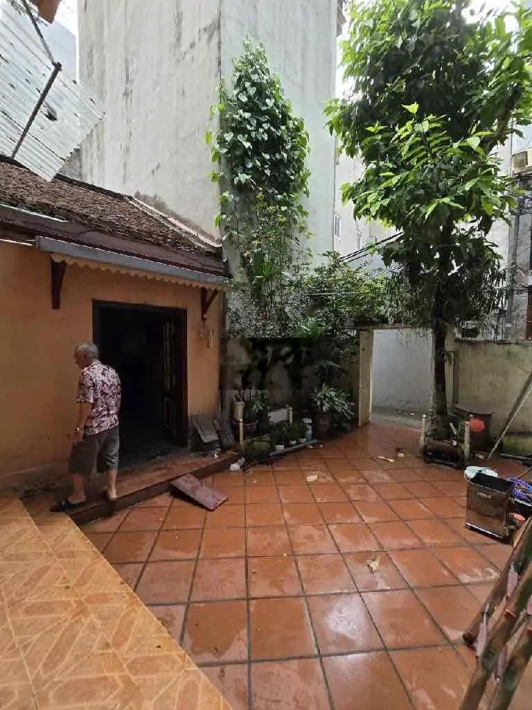 Bán Nhà Ngõ Gốc Đề phố Minh Khai quận Hai Bà Trưng. Sổ đỏ 100M giá rẻ
