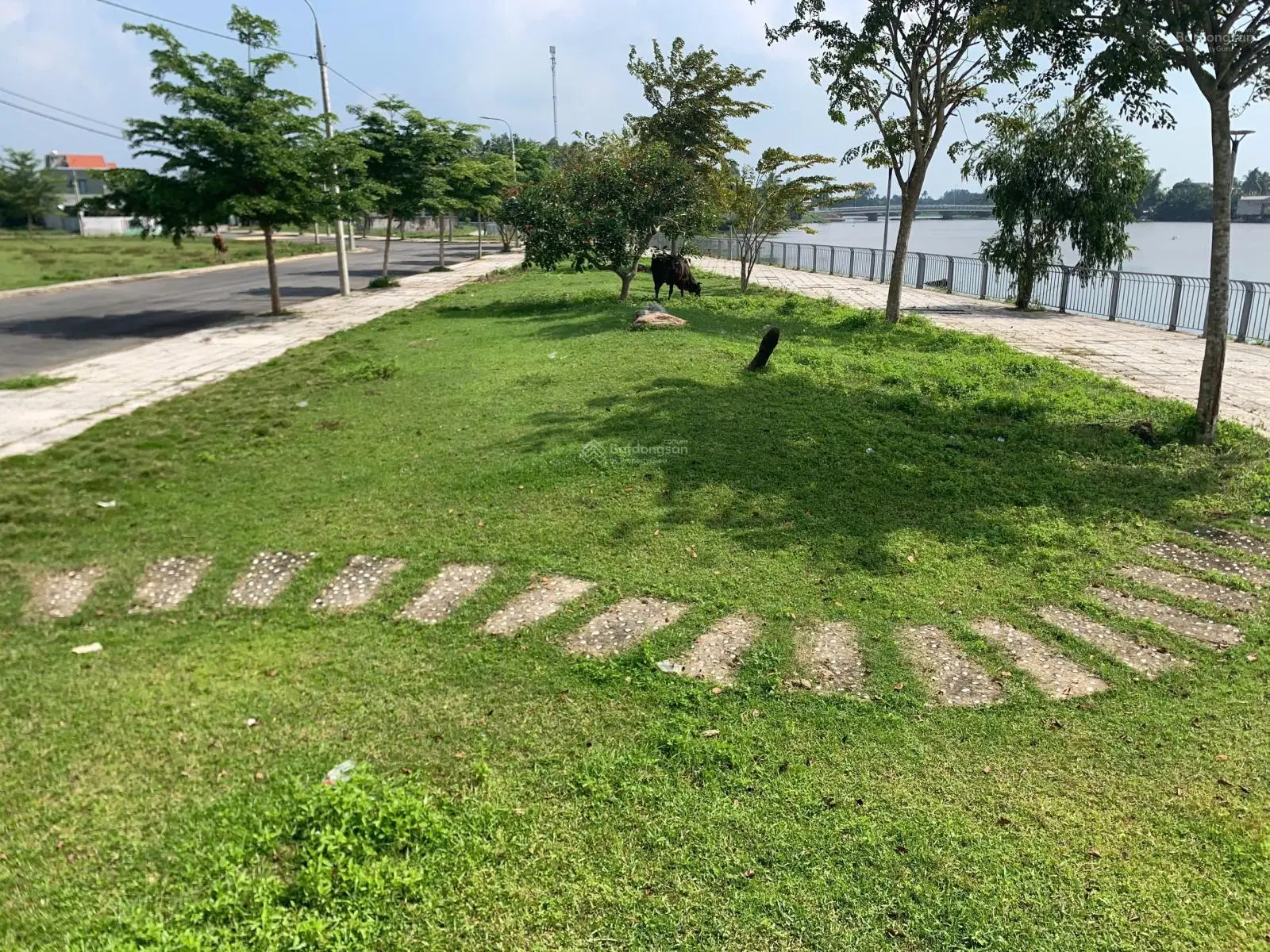 Bán lô góc 135m2 view trực diện sông khu dân cư An Lộc Phát, đường 17.5m sổ hồng sẵn giá 1.2 tỷ TL