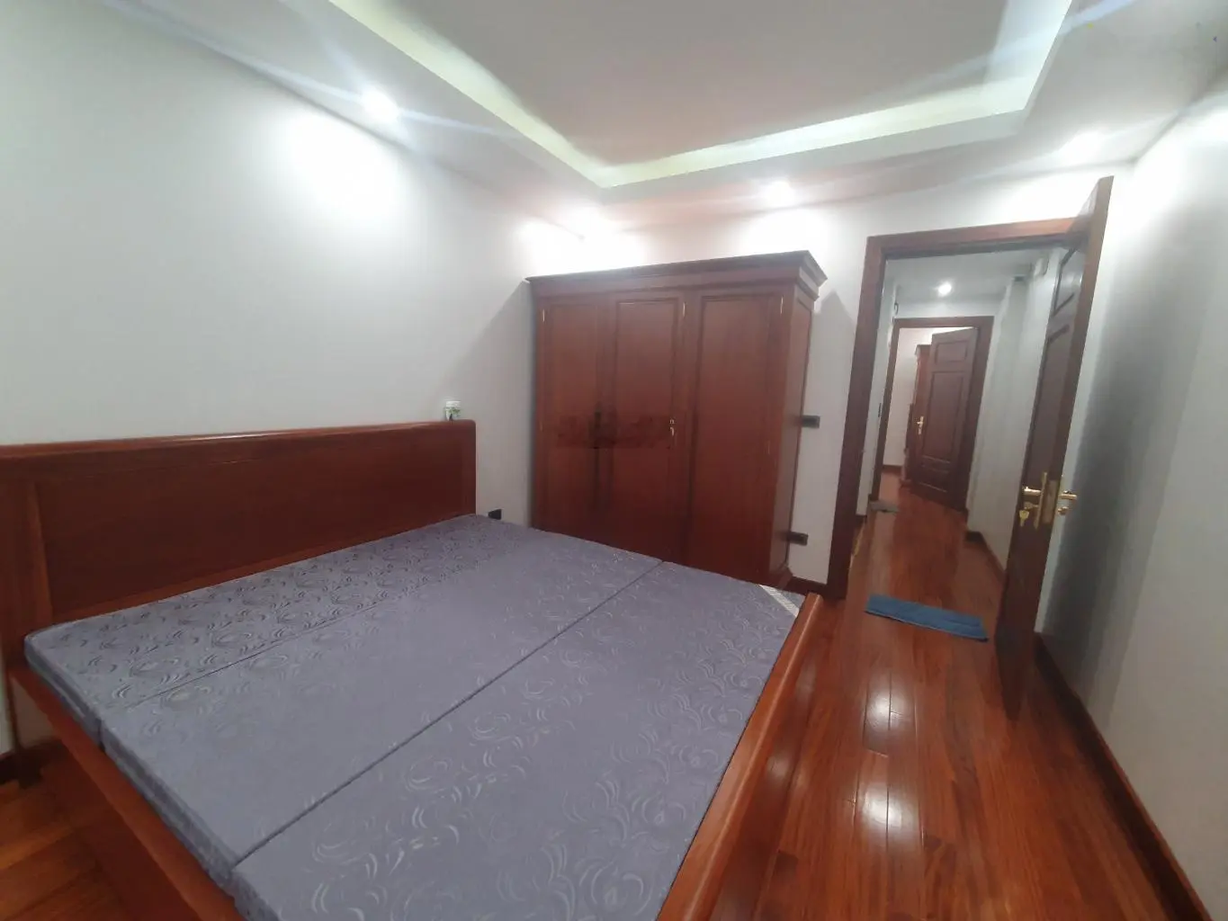Nhà - Sài Đồng - dân xây sang - xịn - tặng full nội thất gỗ xịn - phân lô - oto DT 40 m2 x 4 tầng