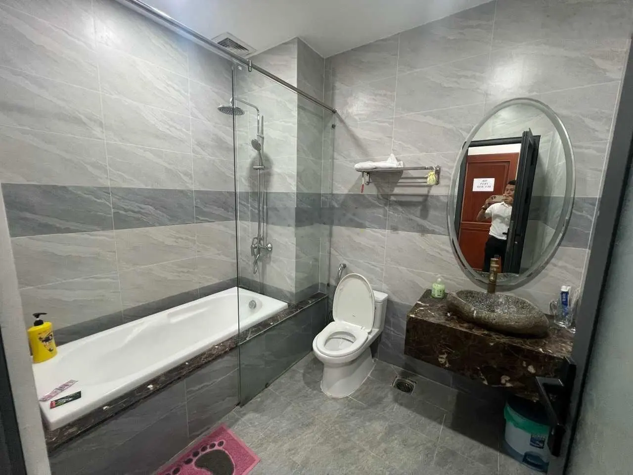 Chính chủ gửi bán nhà 9 x 19= 175m2, hoàn thiện, KĐT Vạn Phúc City