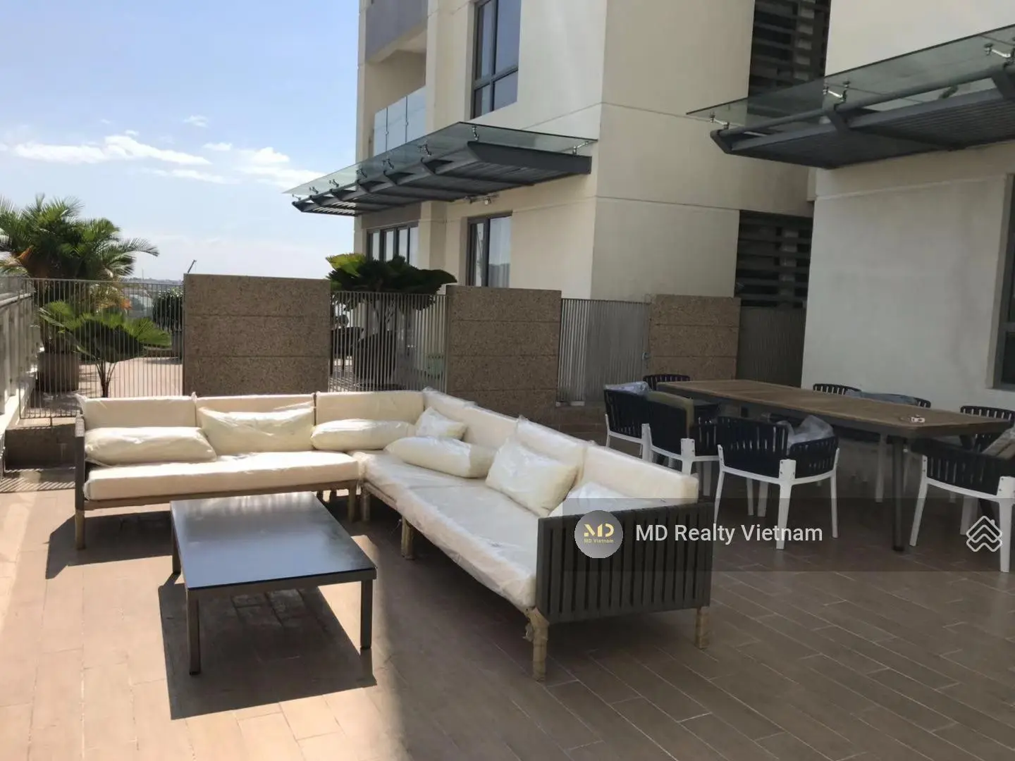 Cần bán nhanh căn hộ Đảo Kim Cương 186.4m2 giá tốt nhất - 3 phòng ngủ, 117m2, full nội thất