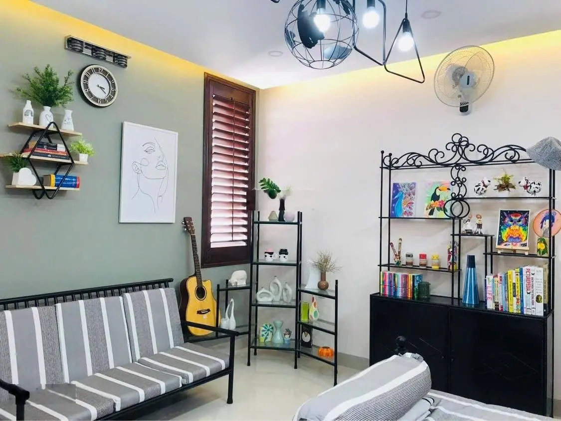 Nhà 4 Tầng, 2 Mặt Tiền Trần Nguyên Hãn và Định Cư, Phường Tân Lập, Gần Biển giá rê