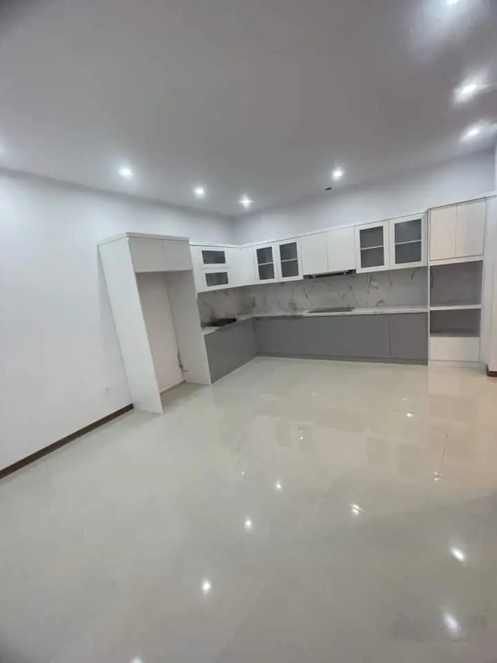 Việt Hưng - nhà đẹp dân xây 78m2 - 4 tầng 4 ngủ - ô tô sát cửa - chỉ chưa đến 5 tỷ 1