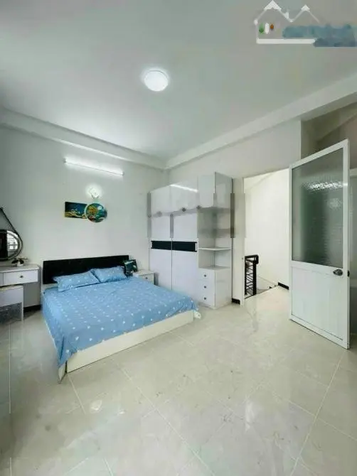 Chủ nhà cần bán gấp, đường Phùng Văn Cung, Q. Phú Nhuận, 56m2, SHR. LH: 0984555724