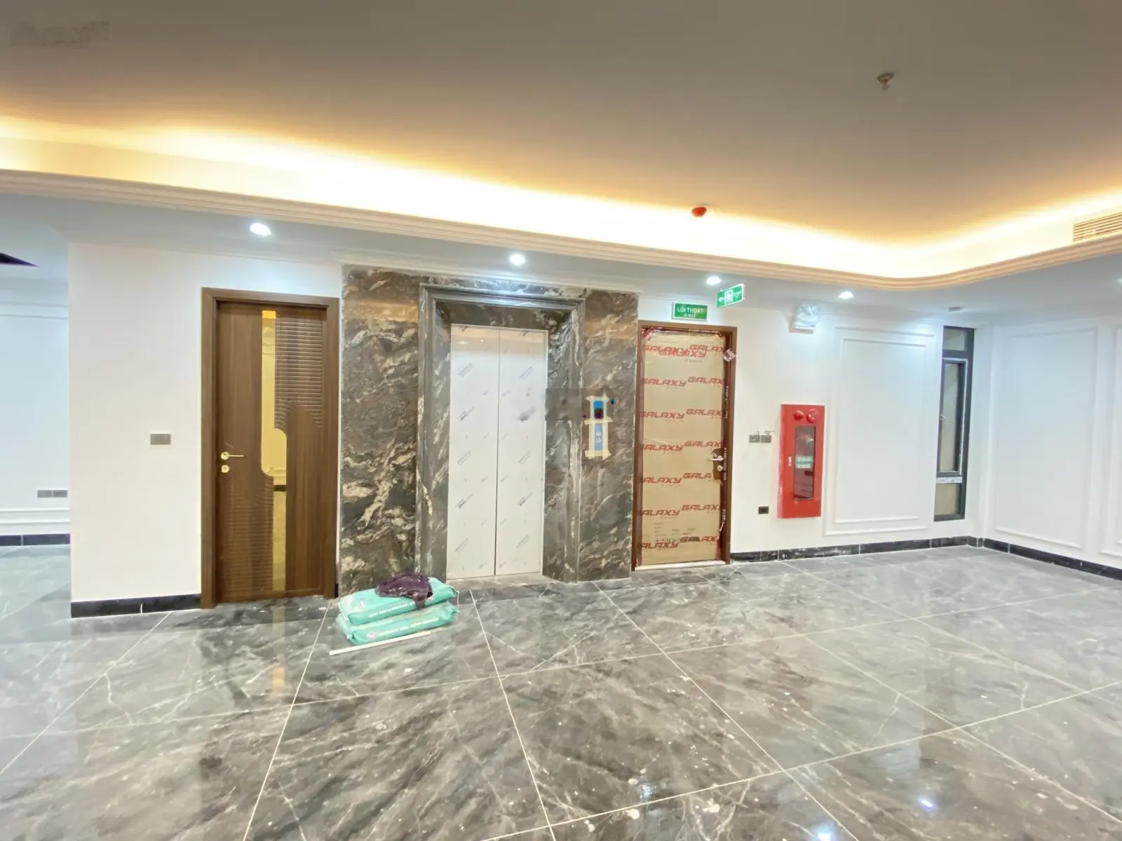 Siêu phẩm: toà vp đẳng bậc cấp nhất lê đức thọ- mỹ đình: 8tầng*105m2, mt7, 65.8tỷ