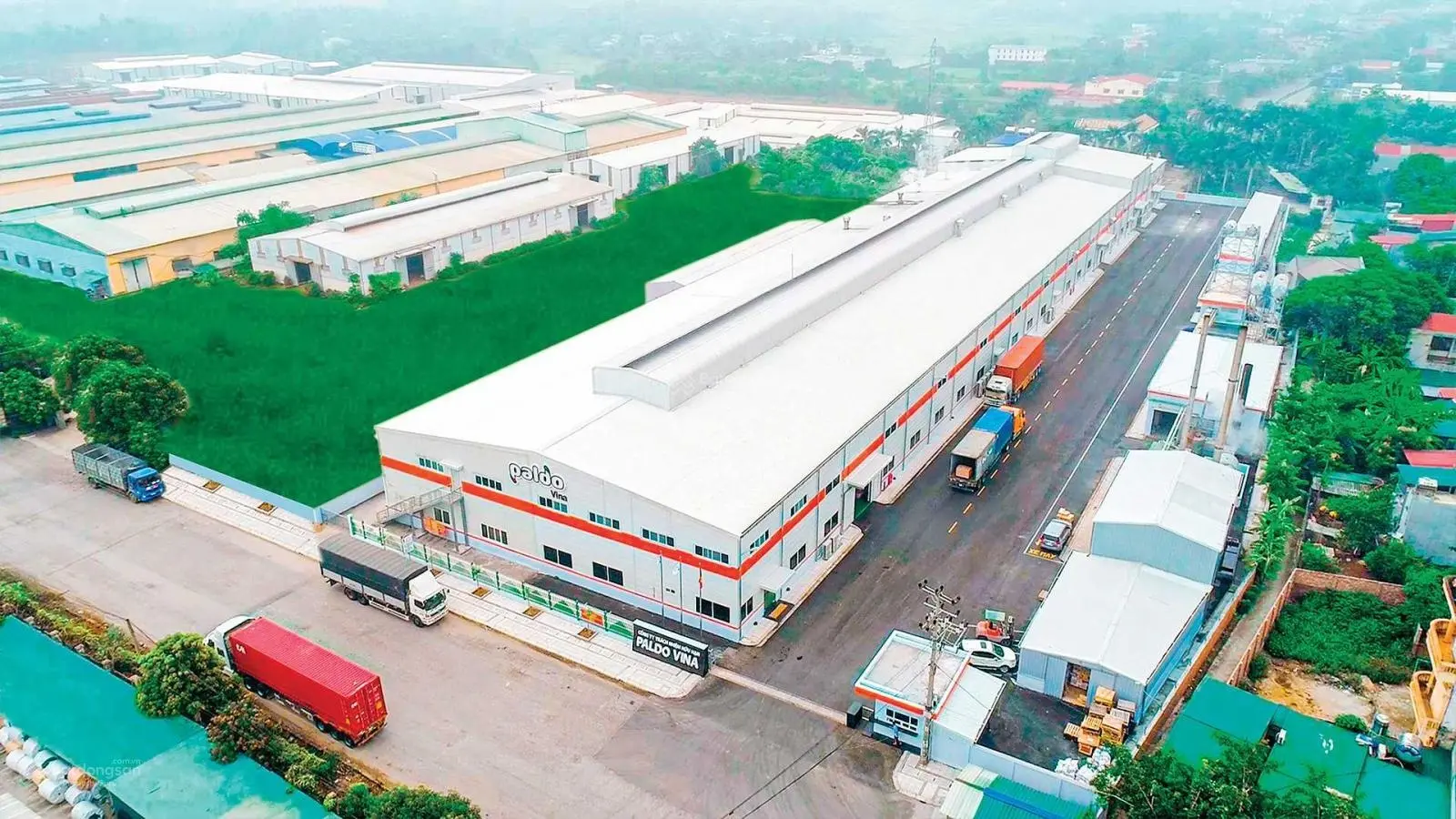 Bán 1.7ha đất công nghiệp Lương Sơn. Trong đó có 4000m2 xưởng, giá 3,01 triệu/m2