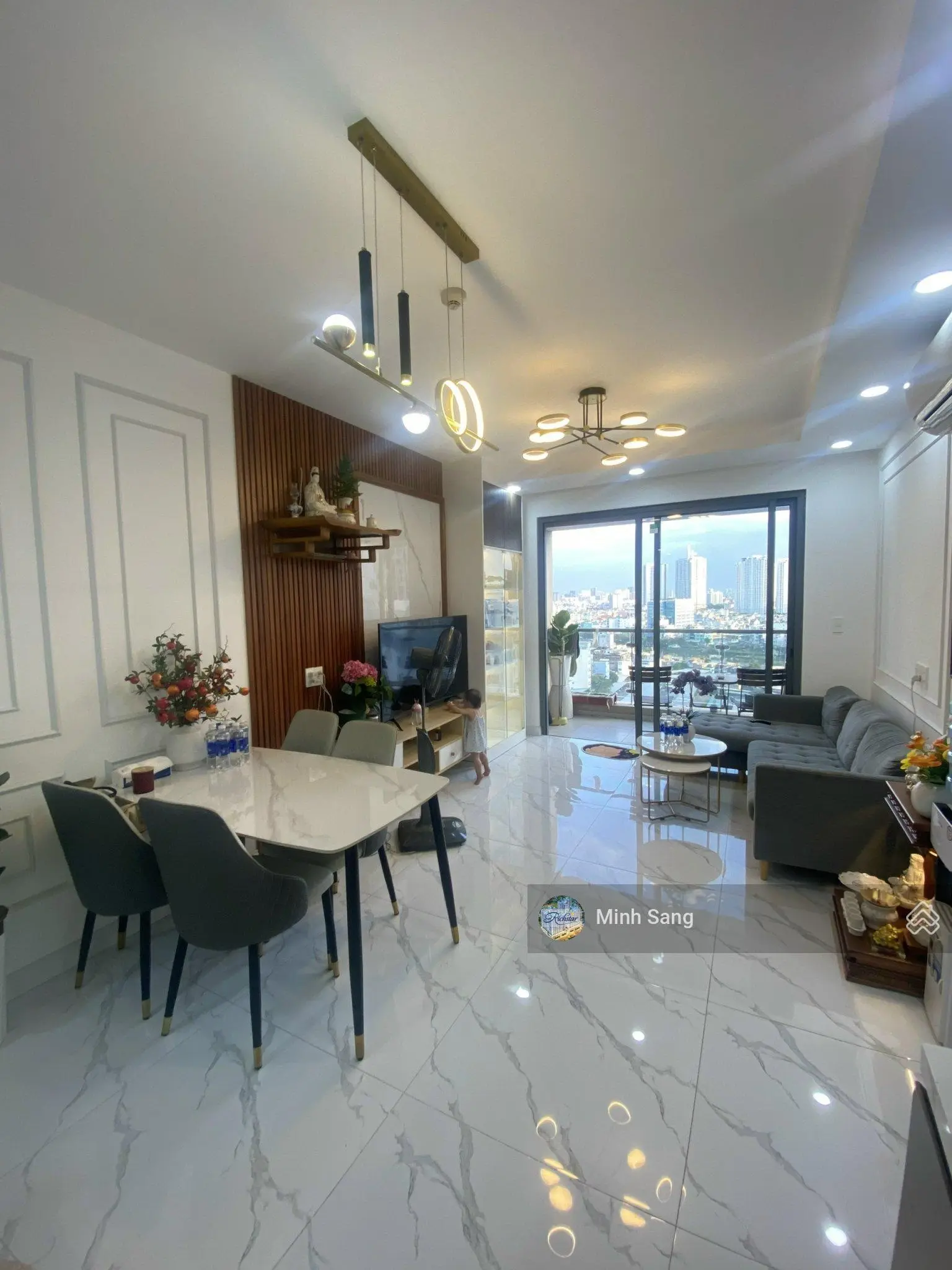 Bán căn hộ C/C Rivera Park, Quận 10, DT 88m2, 2PN. Giá 5 tỷ. LH: 0909 228 *** Minh Sang
