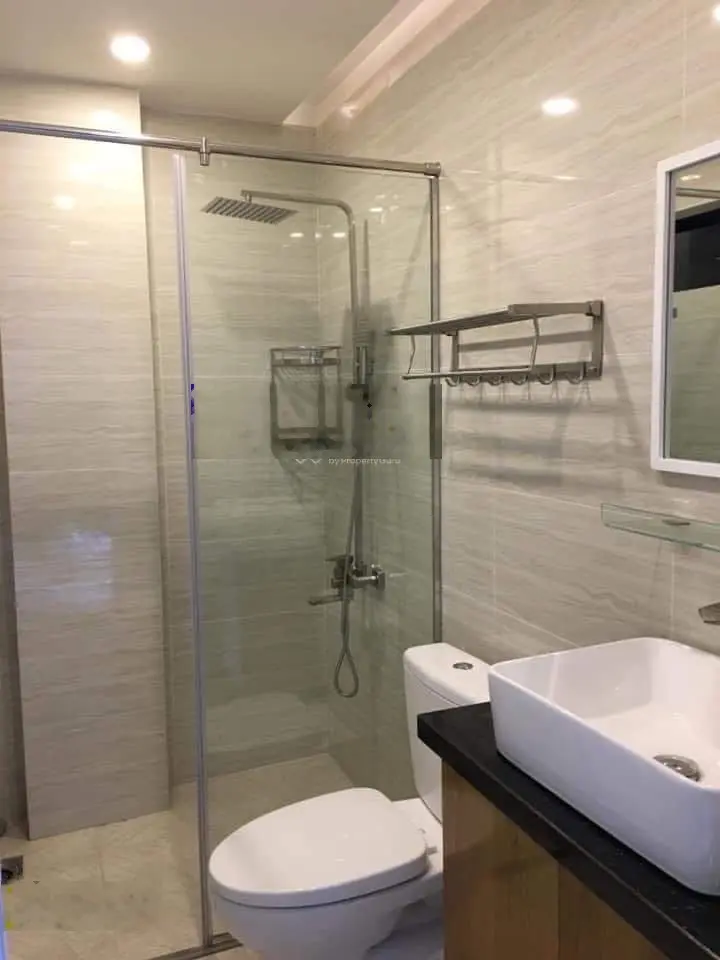 Bán gấp nhà căn góc 2 mặt tiền Trần Hữu Trang, thông Nguyễn Văn Trỗi, 6mx12m, HĐ thuê 40tr/tháng