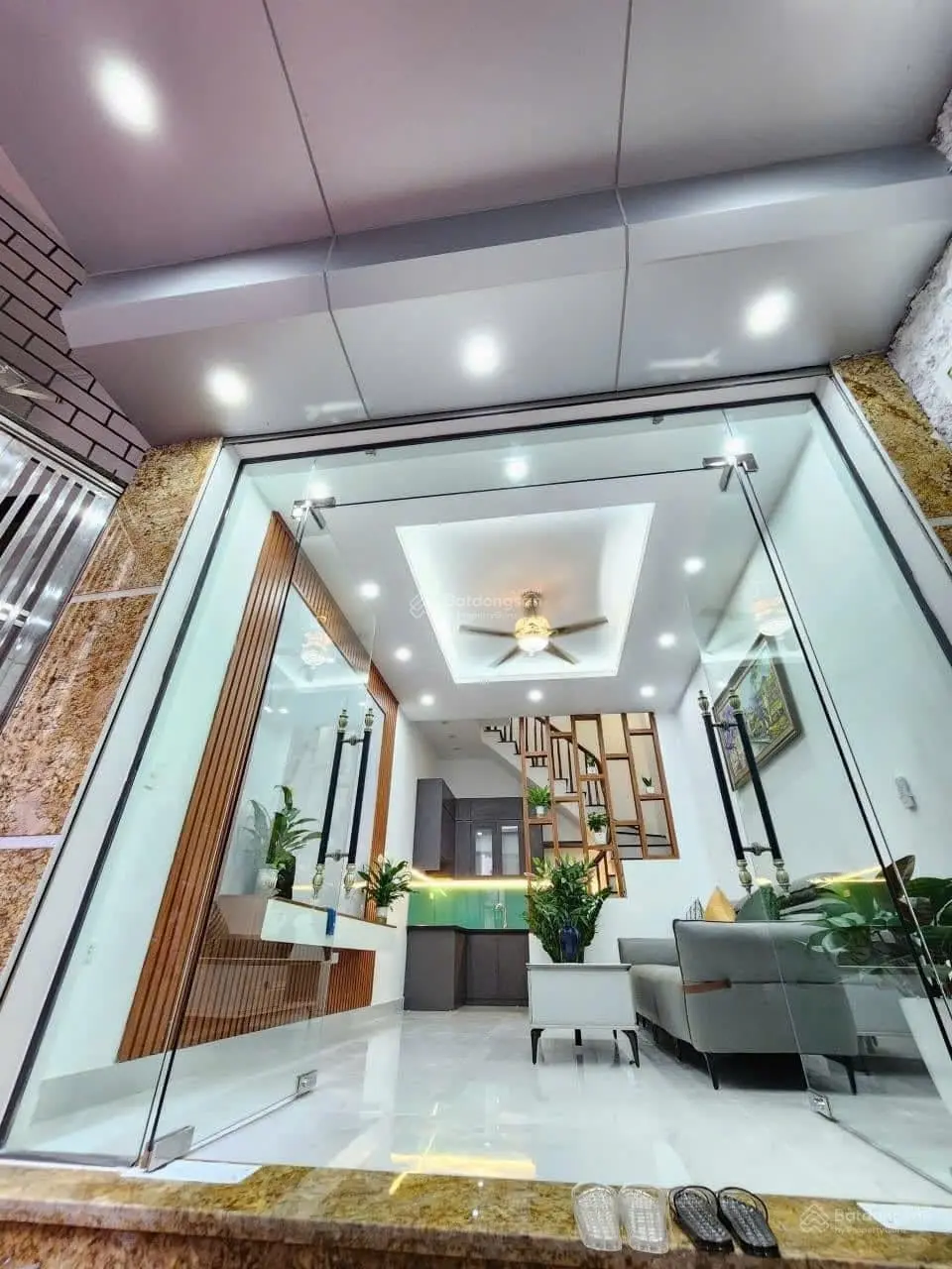 Thanh xuân nhà đẹp long lanh fuul nội thất 37 m -5 tầng chỉ 6.9 tỷ