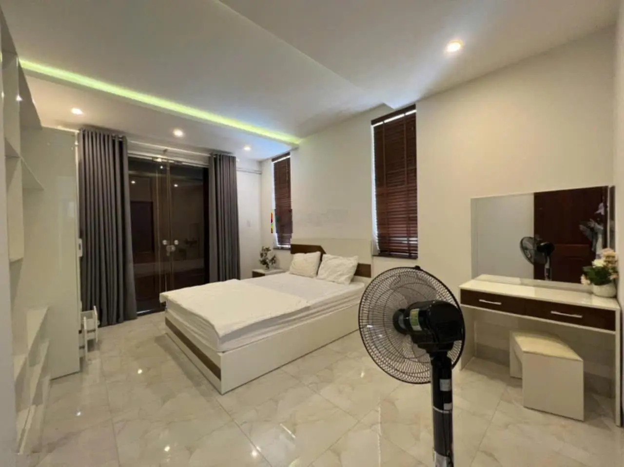 Biệt thự biển An Viên, Nha Trang, DT 264 m2, xây 1 hầm 3 tầng, sổ hồng hoàn công, bán 29 tỷ