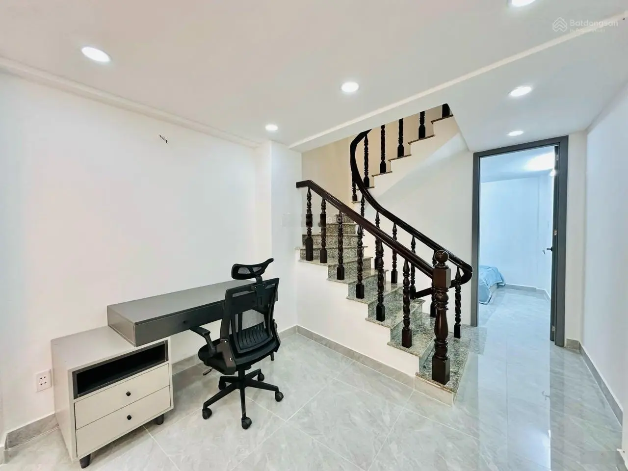 Bác Ba bán gấp căn 45,1m2 giá 2 tỷ 250 triệu đường Cao Thắng, phường 17, Phú Nhuận, sổ hồng riêng