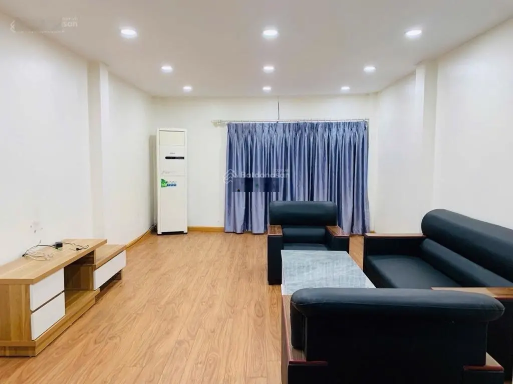 Nhà mới ở ngay 6 tầng - thang máy - full nội thất - ô tô đỗ cửa - 10m ra ô tô tránh - phúc lợi.
