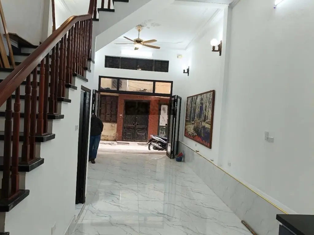Bán nhà trần thái tông, cầu giấy - ngõ xe 5 tạ nông, thông - 44m2, 9.1 tỷ