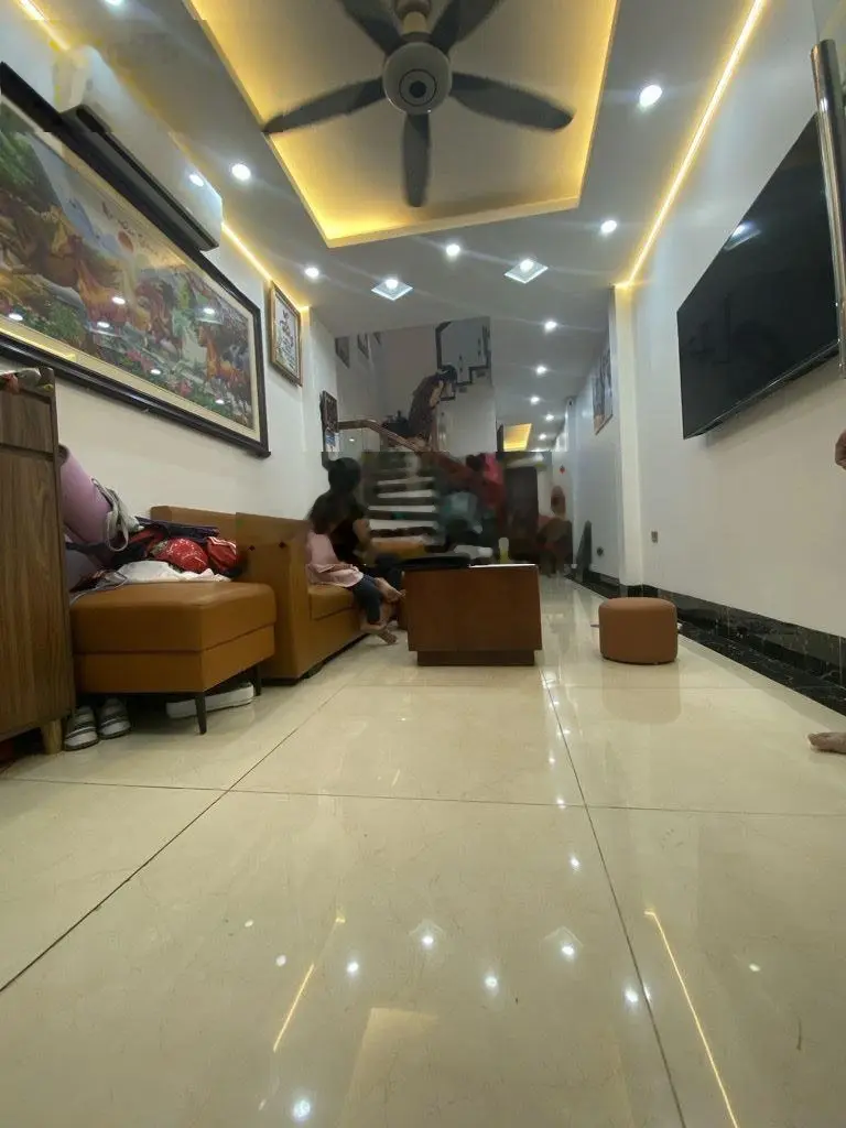 Bán nhà 42m - 3 Tầng,sổ đỏ chính chủ đủ công năng cho gia đình 2-3 thế hệ ở tho