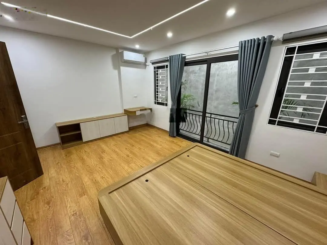 Giảm chào bán gấp nhà phố thái hà thang máy 35m, 7t, mt 5,2m, giá 11,4 tỷ, đống đa. 0971685580