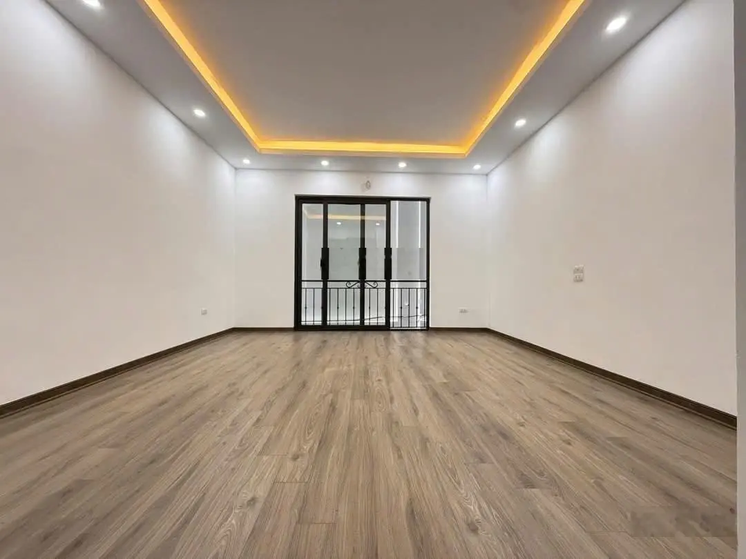 Bán Gấp Nhà ngõ 38 Xuân La - Tây Hồ - Gần KTX Học Viện Hành Chính - Giá. 7,15 tỷ