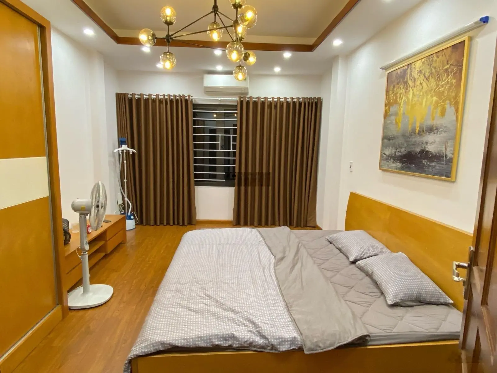 Bán nhà Thạch Bàn, Long Biên 30mx5tầng lô góc, oto giá 5,1tỷ, gần chợ, chung cư, công viên cây xanh