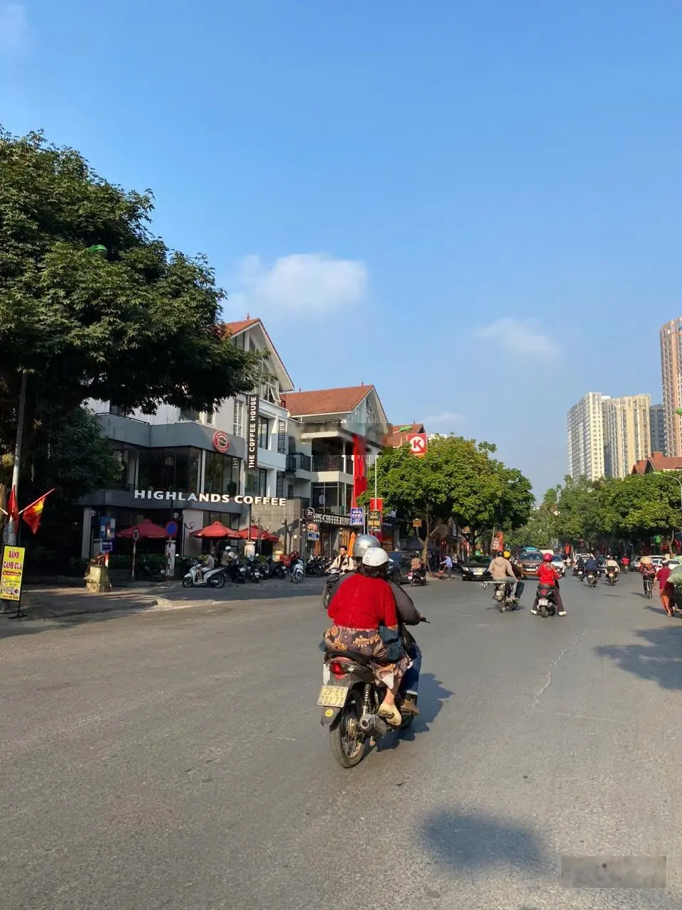 Bán nhà mặt phố Nguyễn Văn Lộc 130m2, 7 tầng, căn góc 2 mặt đường, giá đầu tư