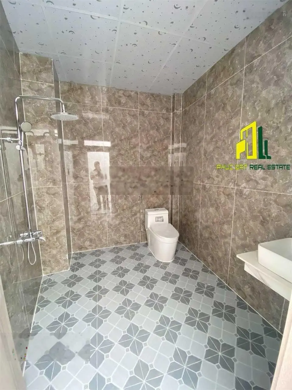 Bán nhà 1 trệt 1 lầu đường ô tô P Bửu Hòa DTSD 140 m2 SHR thổ cư 100%