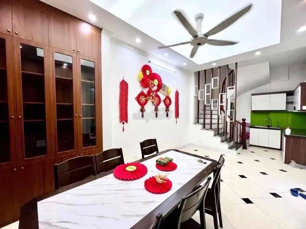 Bán nhà Hoàng Mai - 47m2 - 3PN full đồ - Ngõ thoáng. Giá: 5,45 tỷ