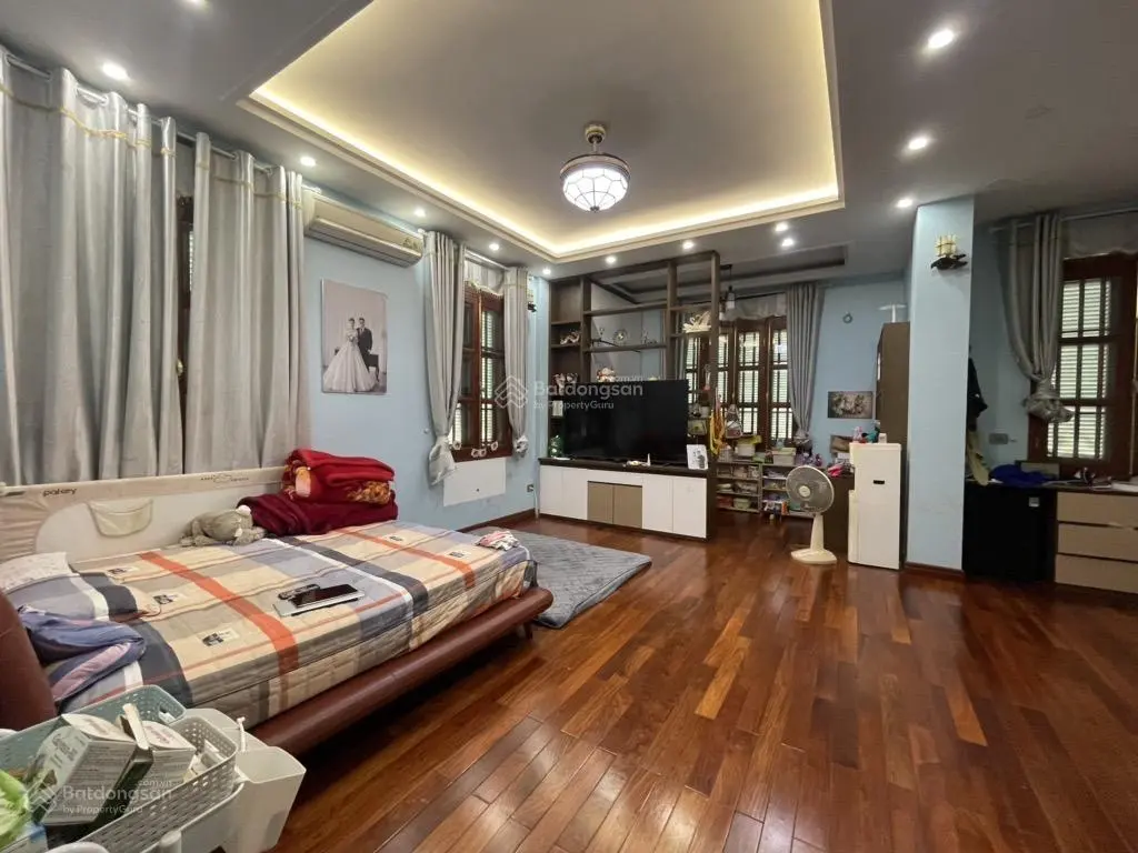 Bán căn nhà Mặt Phố Lê Trọng Tấn - vỉa hè kinh doanh oto tránh Lô góc biệt Thự văn phòng đẹp