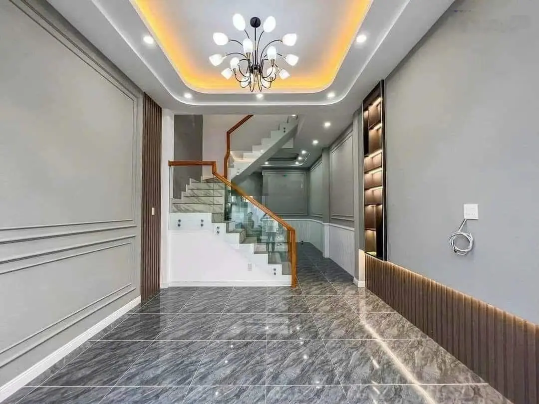 Nhà đẹp tặng bộ nội thất sẵn lắp đặt tại Trịnh Như Khuê, Bình Chánh DT 85m2, Giá 1,250 tỷ