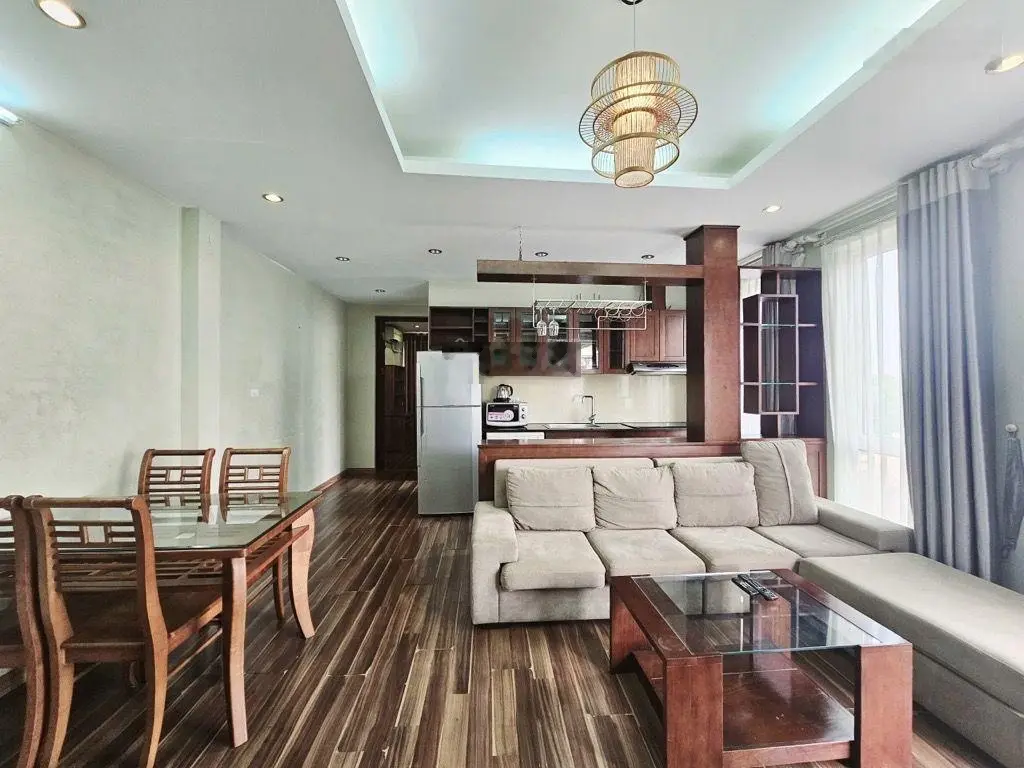 Nhà đẹp lô góc Đặng Thai Mai, ô tô tránh, 66m 6 tầng thang máy, 28.5 tỷ