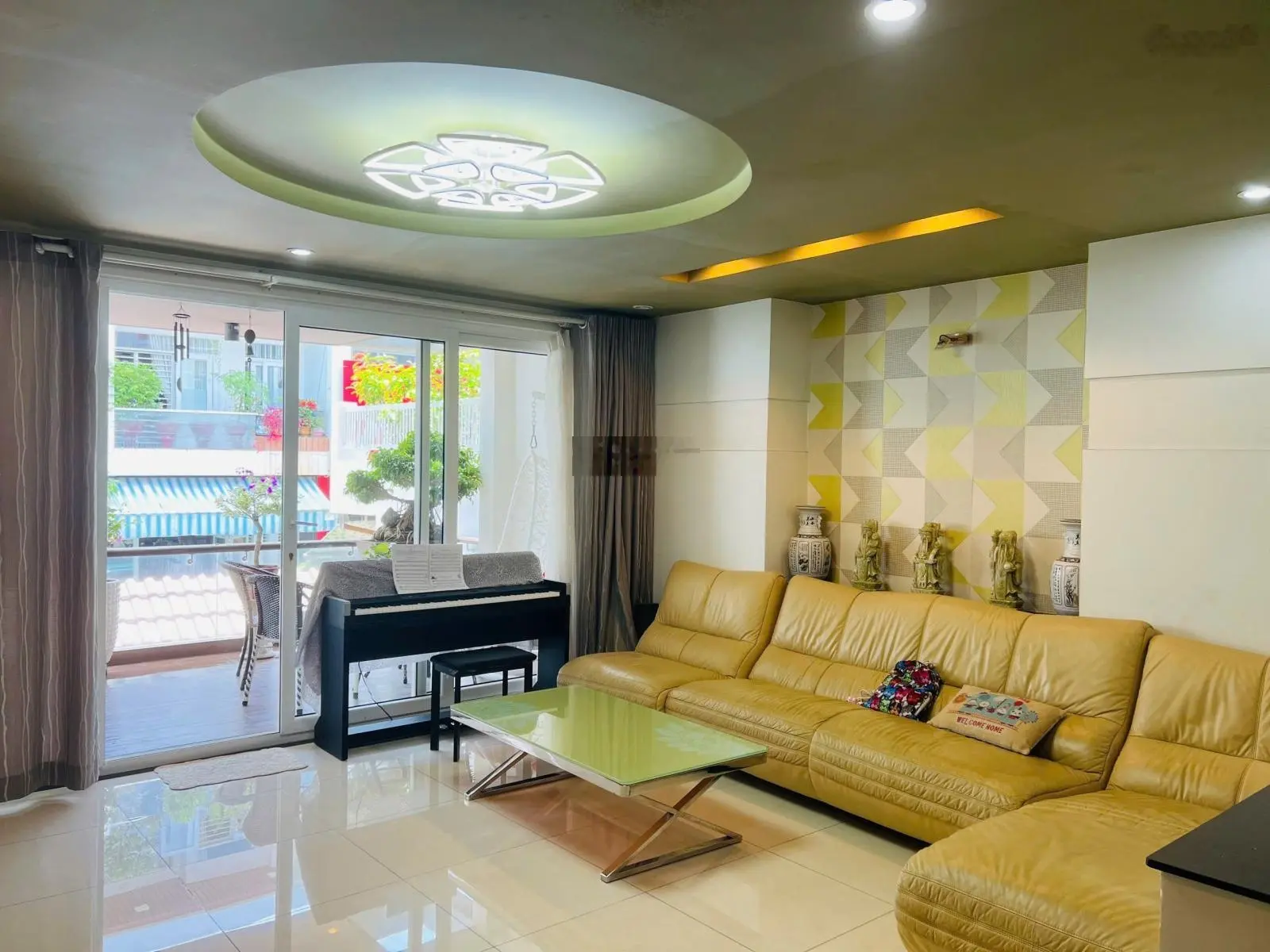 Cần bán nhanh nhà tâm huyết mặt tiền kinh doanh khu đô thị vĩnh điềm trung - nha trang