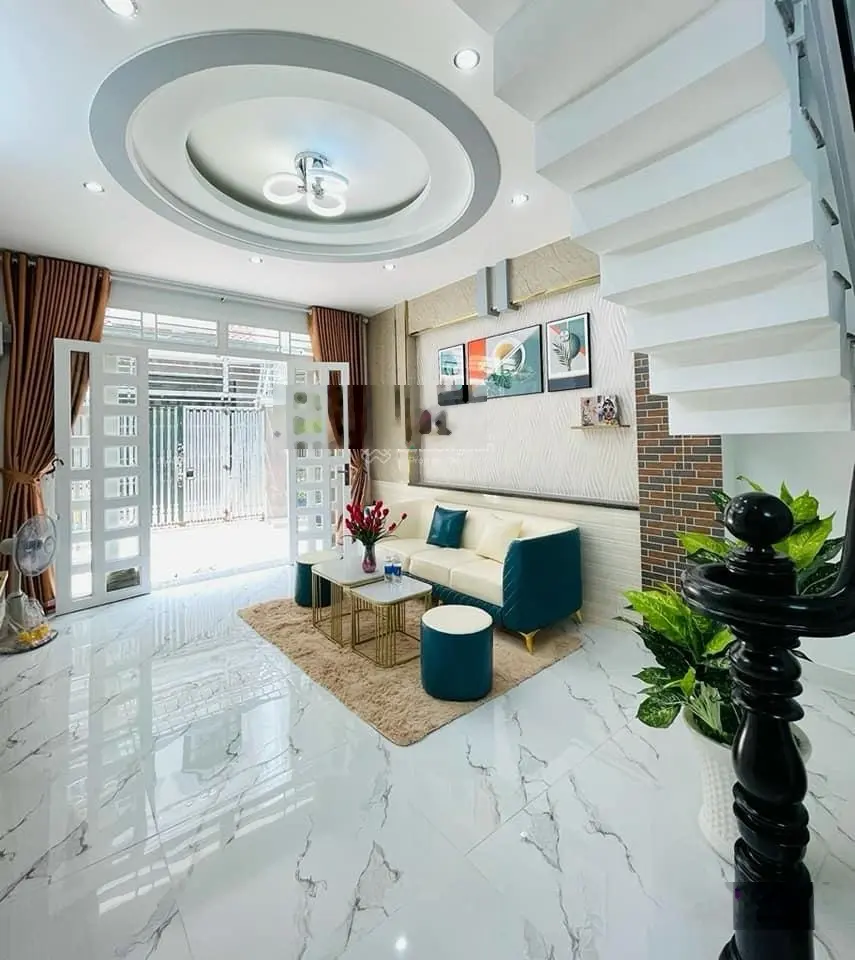 Nhà mới đẹp 1/ Phó Cơ Điều, Q11, 4,5x13m, 1 trệt 2 lầu, 4PN, 5WC, đang cho thuê 10tr/tháng