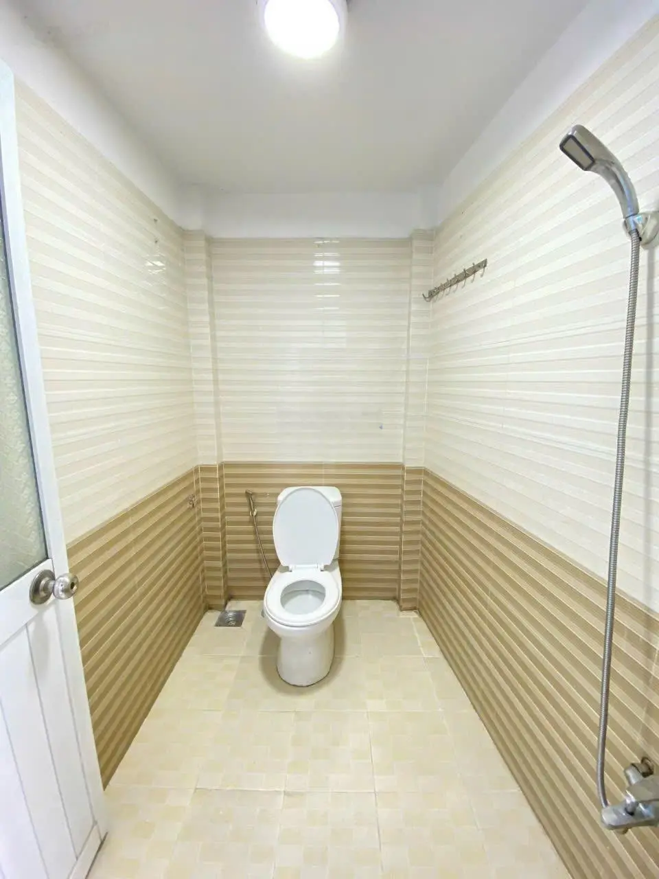 Nhà diện tích lớn- nhà mới ở ngay-dt 62m chủ ngộp giảm xâu 4,7tỷ