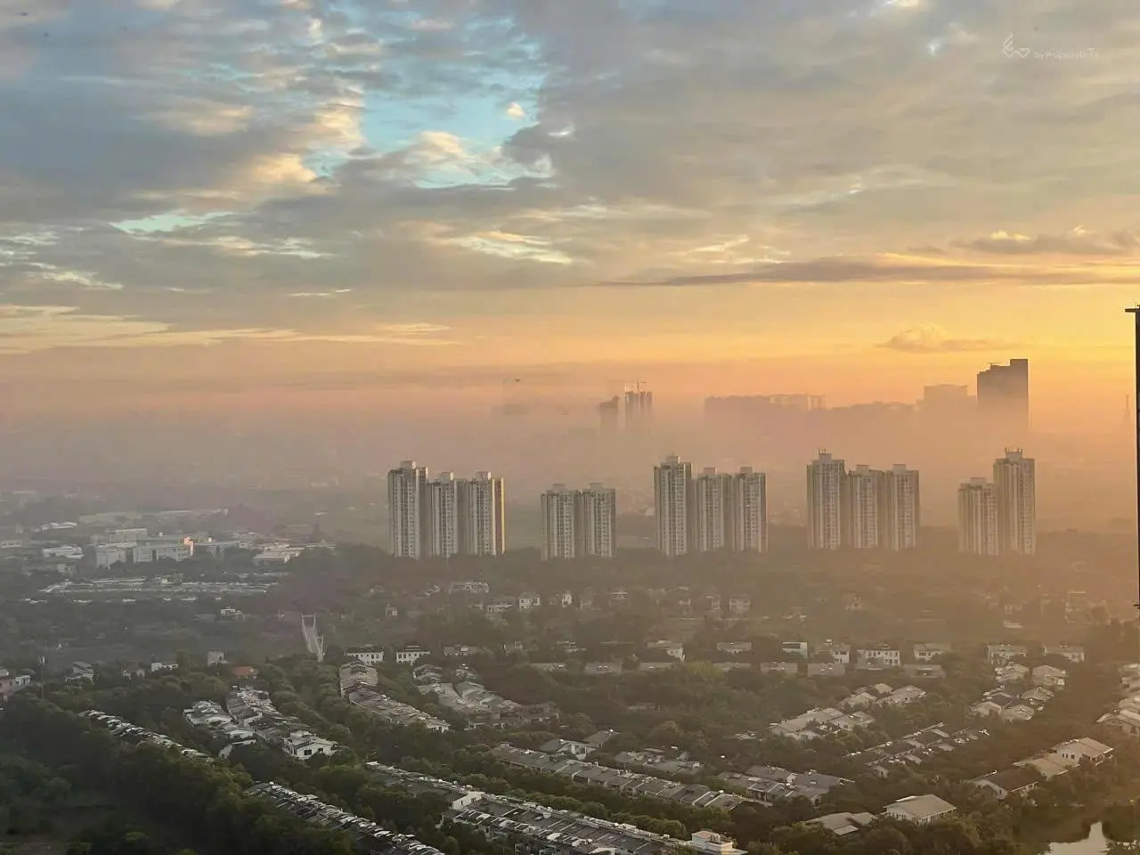 Bán duplex, penthouse Sky Oasis trần cao, full kính ngắm hoàng hôn, view sông Hồng
